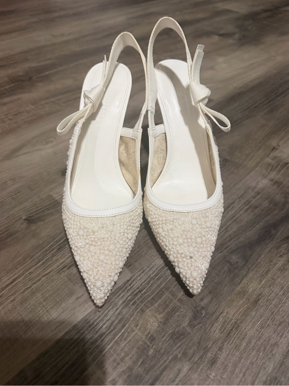 Steve Madden Ivory Pearl Pointed Slingback Heels